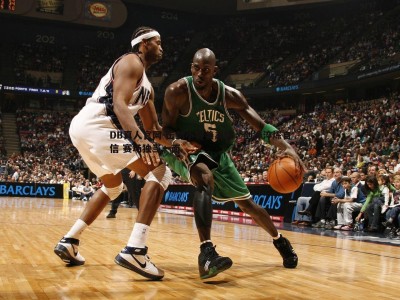 DB真人官网-击剑小将姜鑫瑞，剑锋淬炼自信 赛场独当一面